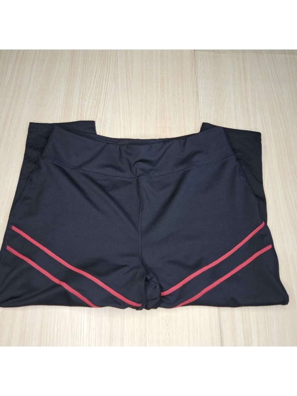 Xersion Womens Black Pink Red Capri Athletic Activewear Leggings XL